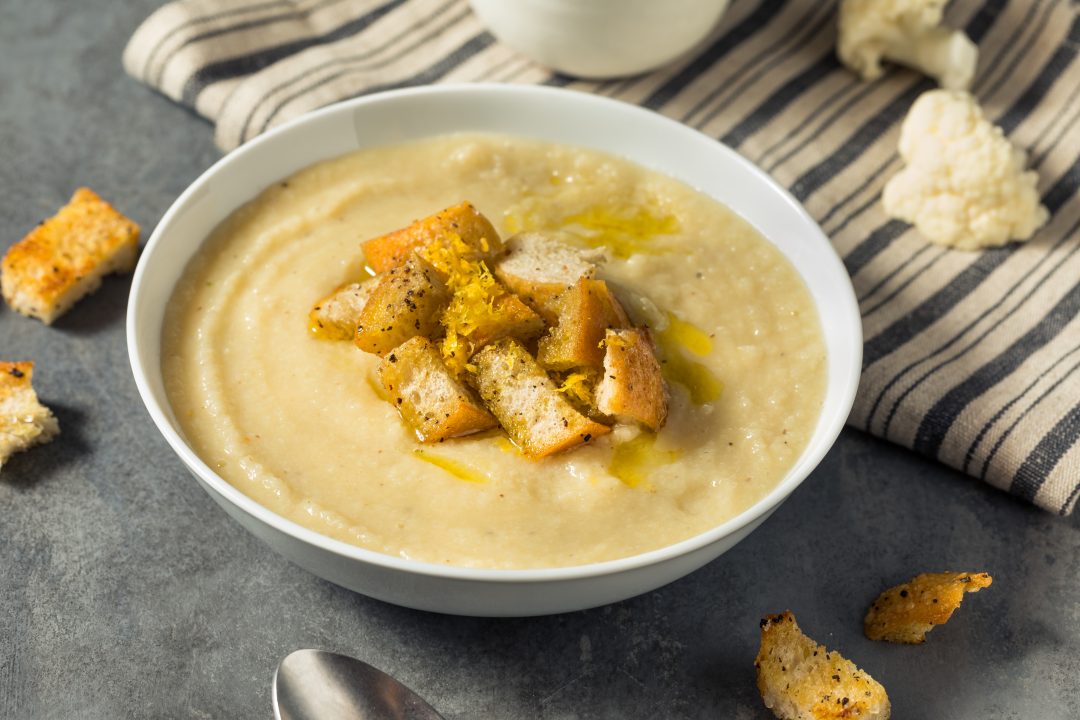 květáková polévka