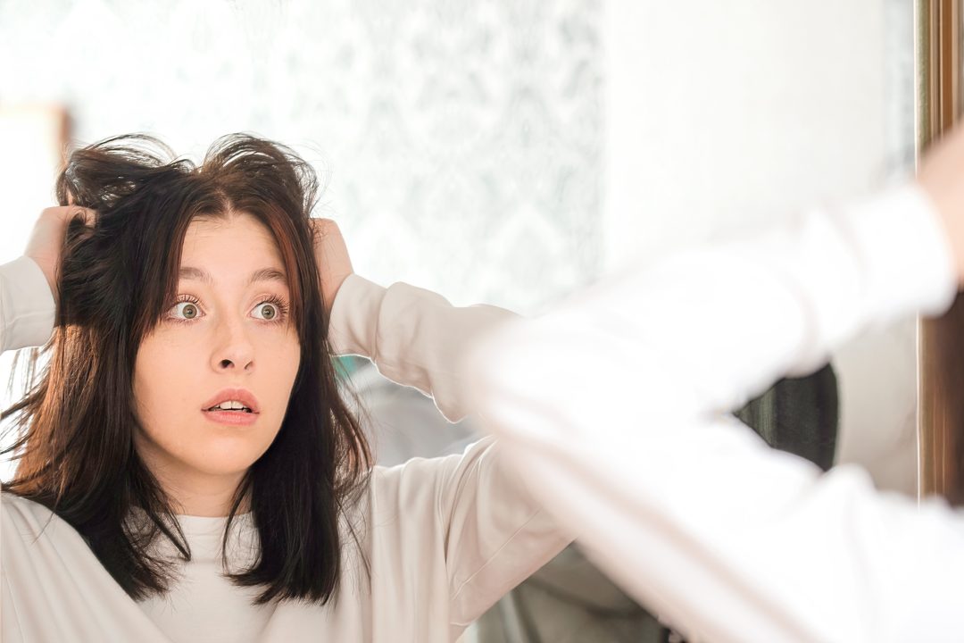 jak vyzrát na mastné vlasy